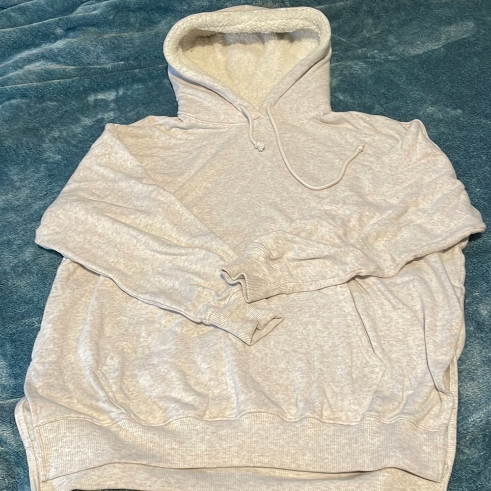 American eagle oversized amazing soft sweatshirt